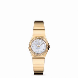 Omega Constellation Quartz 24 Polished Yellow Gold / Diamond / MOP Supernova 123.55.24.60.55.007