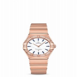Omega Constellation Manhattan 28 Quartz Sedna Gold / MOP - Emerald / Diamond 131.55.28.60.55.007