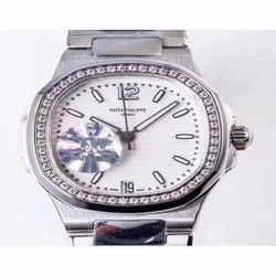 Patek Philippe Nautilus Ladies 7018/1A-001 TW Stainless Steel & Diamonds White 