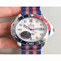 Omega Seamaster Diver 300M Co-Axial 41MM Commander 007 212.32.41.20.04.001 UR Stainless Steel White 