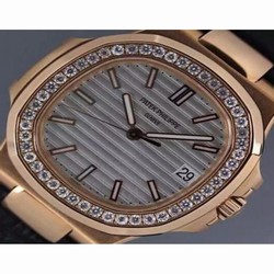 Patek Philippe Nautilus Jumbo 5711 Rose Gold Diamonds Bezel Swiss 2824