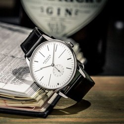 Nomos Glashutte Orion 38 100 Years de Stijl 384.S2
