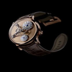MB&F Legacy Machine LM101 Frost Red Gold 51.RL.FW