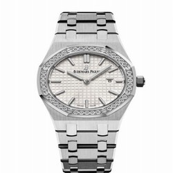 Audemars Piguet Royal Oak 67651 Quartz Stainless Steel / Silver / Bracelet 67651ST.ZZ.1261ST.01