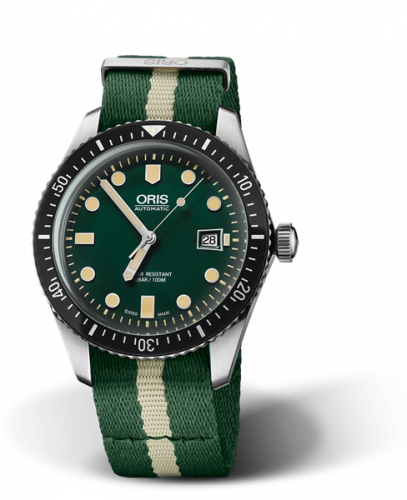 Oris Divers Sixty-Five 42 Stainless Steel / Green / NATO 01 733 7720 4057-07 5 21 24FC Oris Divers Sixty-Five 42 Stainless Steel / Green / NATO 01 733 7720 4057-07 5 21 24FC