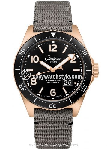 Glashutte Original SeaQ Panorama Date Red Gold / Black / Textile / Folding 1-36-13-03-90-34