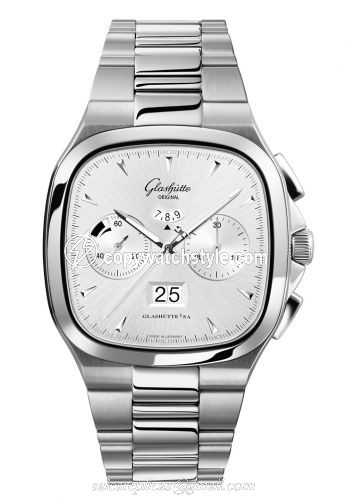 Glashutte Original Seventies Chronograph Panorama Date Silver / Bracelet 1-37-02-02-02-70 Glashutte Original Seventies Chronograph Panorama Date Silver / Bracelet 1-37-02-02-02-70