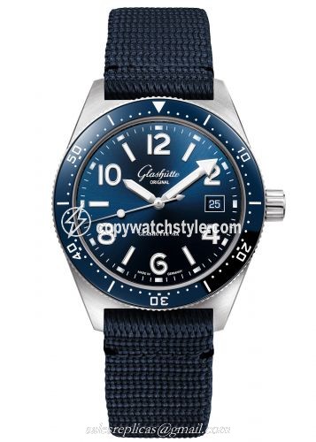 Glashutte Original SeaQ Date Stainless Steel / Blue / Textile / Pin 1-39-11-09-81-08 Glashutte Original SeaQ Date Stainless Steel / Blue / Textile / Pin 1-39-11-09-81-08