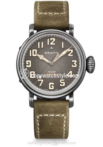 Zenith Pilot Type 20 Extra Special 40 Aged Stainless Steel / Green 11.1940.679/63.C800