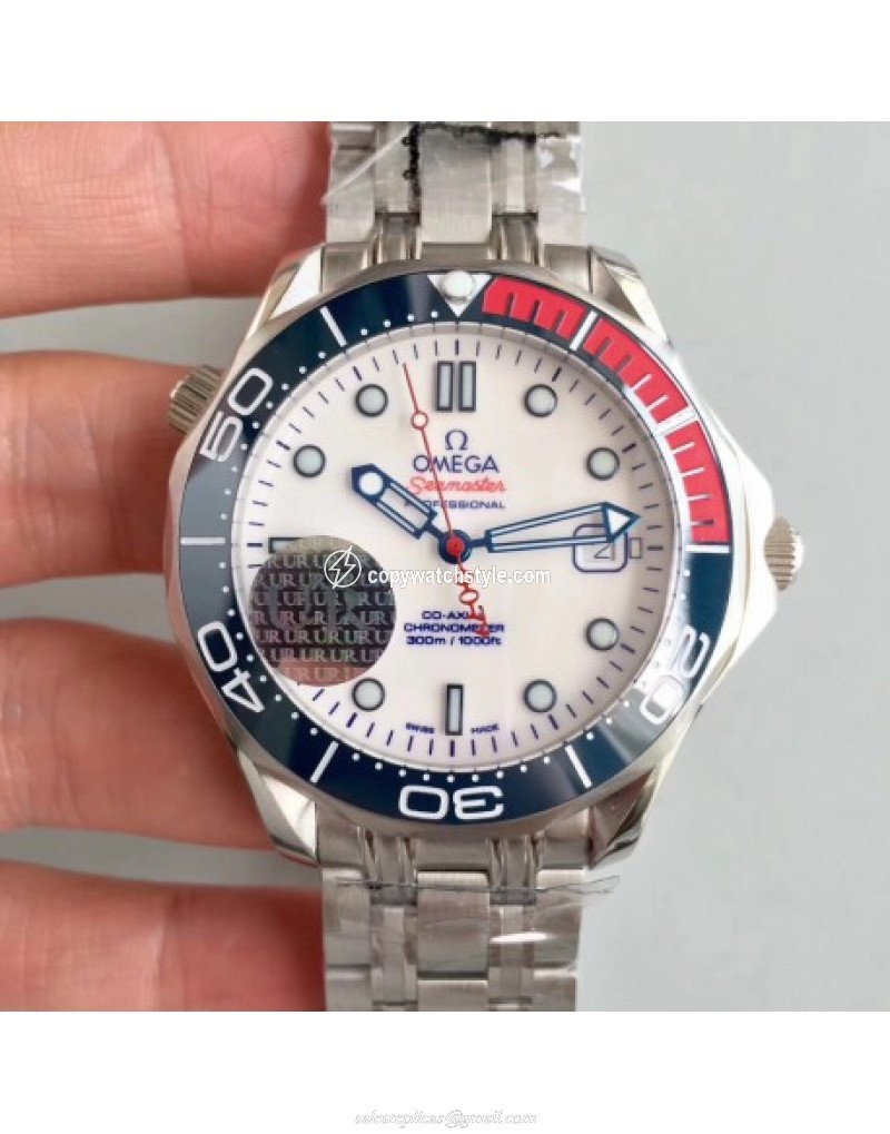 Omega Seamaster Diver 300M Co-Axial 41MM Commander 007 212.32.41.20.04.001 UR Stainless Steel White 