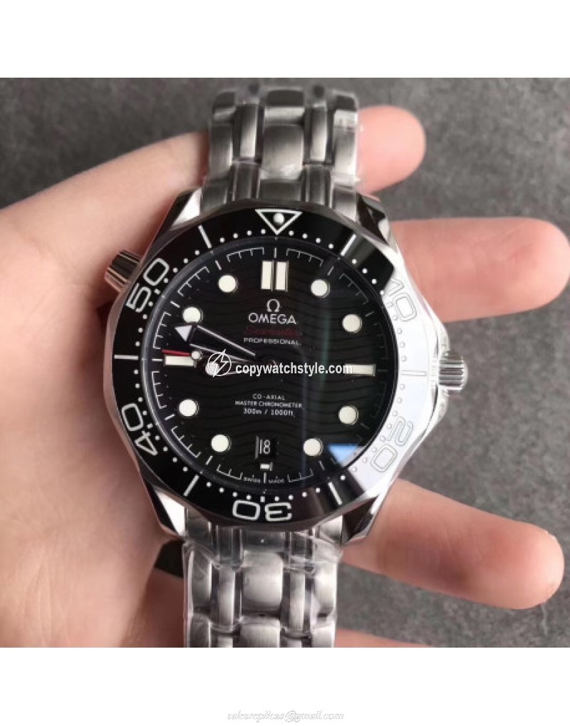 Omega Seamaster Diver 300M 210.30.42.20.01.001 UR Stainless Steel Black Omega Seamaster Diver 300M 210.30.42.20.01.001 UR Stainless Steel Black