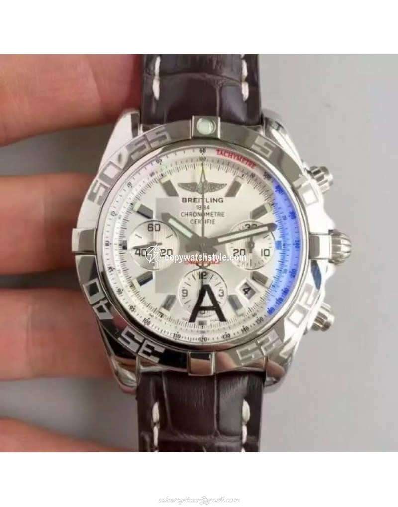 Breitling Chronomat 44 AB011012/G684/739P/A20BA.1 Noob Stainless Steel White Breitling Chronomat 44 AB011012/G684/739P/A20BA.1 Noob Stainless Steel White