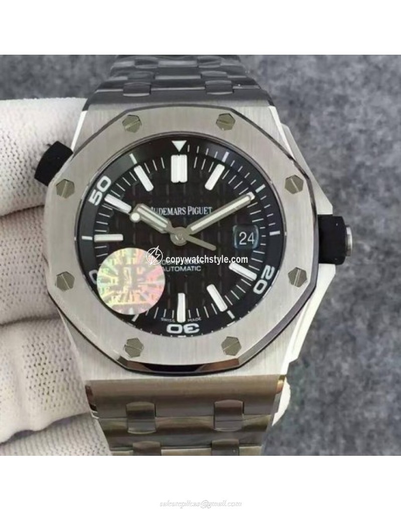 Audemars Piguet Royal Oak Offshore Diver 15710 Stainless Steel Black Audemars Piguet Royal Oak Offshore Diver 15710 Stainless Steel Black