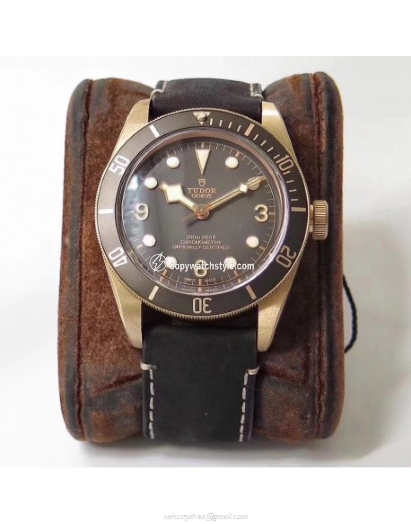 Tudor Heritage Black Bay Bronze M79250BA ZF V2 Bronze Antracite Tudor Heritage Black Bay Bronze M79250BA ZF V2 Bronze Antracite