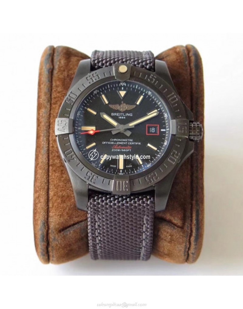 Breitling Avenger Blackbird 44 V1731110/BD74/109W/M20BASA.1 TW Titanium Black 