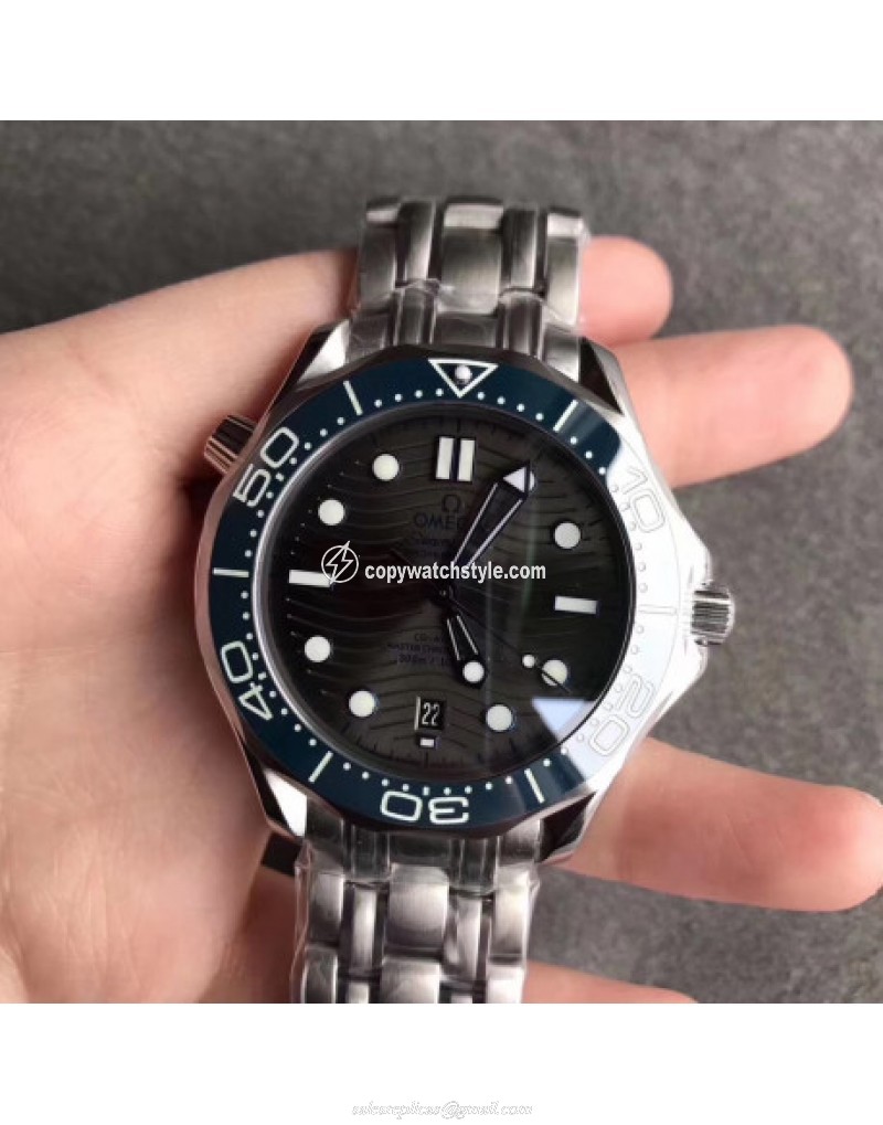 Omega Seamaster Diver 300M 210.30.42.20.06.001 UR Stainless Steel Anthracite Omega Seamaster Diver 300M 210.30.42.20.06.001 UR Stainless Steel Anthracite