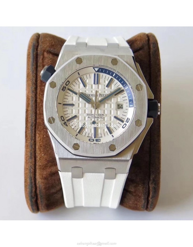 Audemars Piguet Royal Oak Offshore Diver 15710ST.OO.A010CA.01 JF V3 Stainless Steel White Audemars Piguet Royal Oak Offshore Diver 15710ST.OO.A010CA.01 JF V3 Stainless Steel White