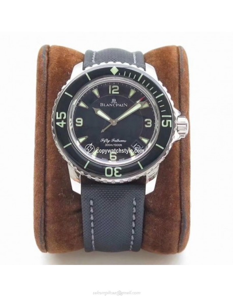 Blancpain Fifty Fathoms 5015-1130-52 ZF Stainless Steel Black 