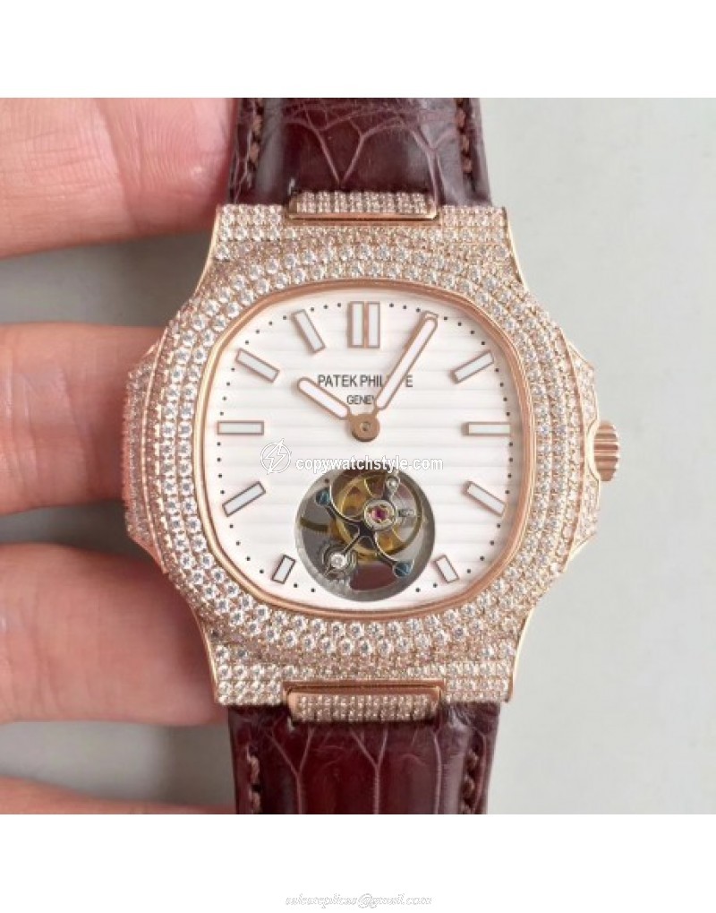 Patek Philippe Nautilus Jumbo 5711 2018 Noob Rose Gold & Diamonds White Patek Philippe Nautilus Jumbo 5711 2018 Noob Rose Gold & Diamonds White