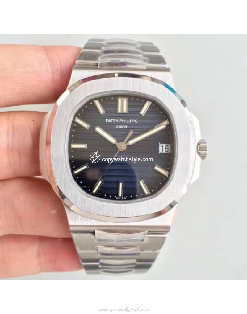 Patek Philippe Nautilus 5711 PF Stainless Steel Blue Patek Philippe Nautilus 5711 PF Stainless Steel Blue