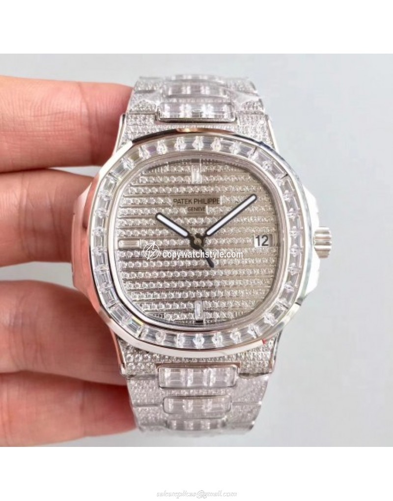 Patek Philippe Nautilus Jumbo 5719/10G-010 DM Stainless Steel & Diamonds Diamond Patek Philippe Nautilus Jumbo 5719/10G-010 DM Stainless Steel & Diamonds Diamond