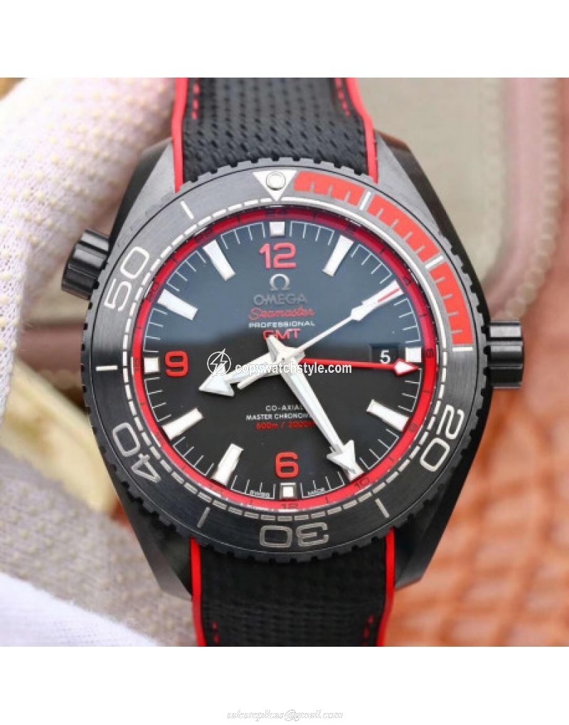 Omega Seamaster Planet Ocean 600M Deep Black In Red GMT 215.92.46.22.01.003 VS PVD Black Omega Seamaster Planet Ocean 600M Deep Black In Red GMT 215.92.46.22.01.003 VS PVD Black