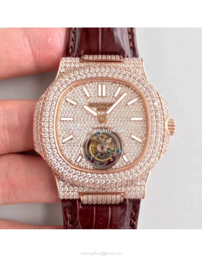 Patek Philippe Nautilus Jumbo 5711 R8 Rose Gold & Diamonds Diamond 