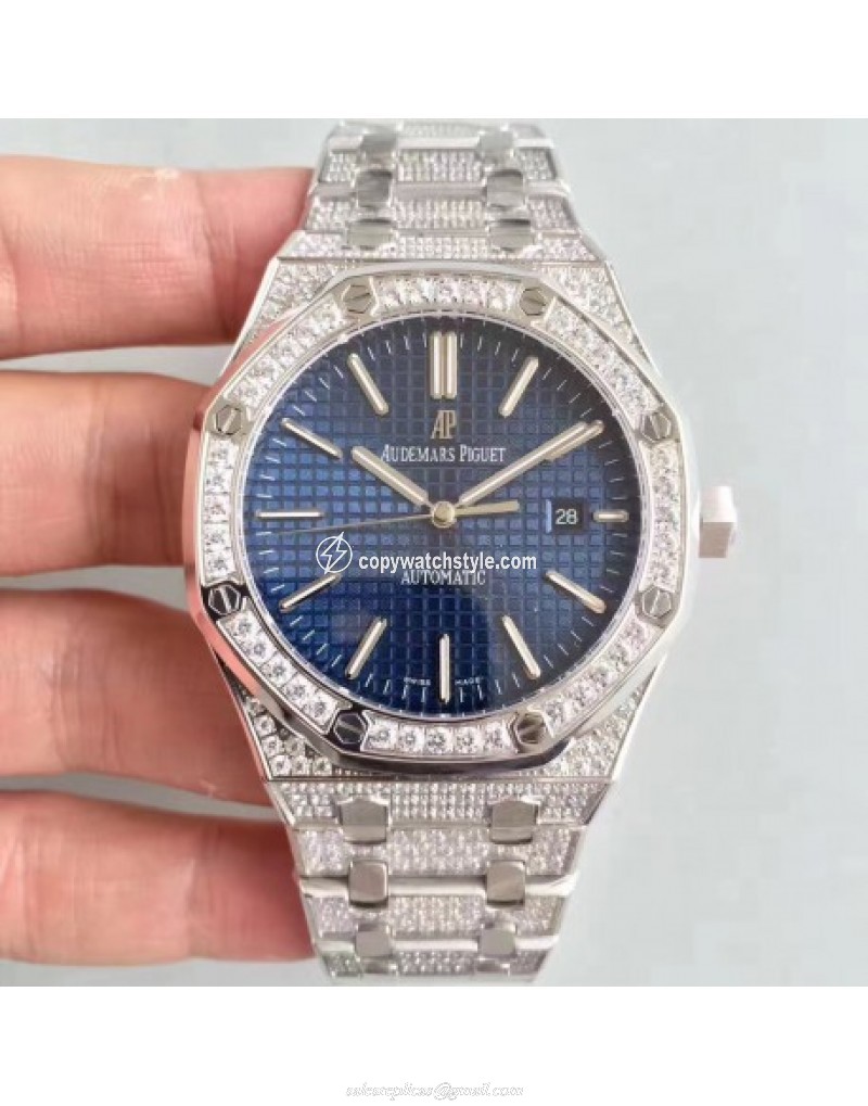 Audemars Piguet Royal Oak 15400 Noob Stainless Steel & Diamond Blue Audemars Piguet Royal Oak 15400 Noob Stainless Steel & Diamond Blue