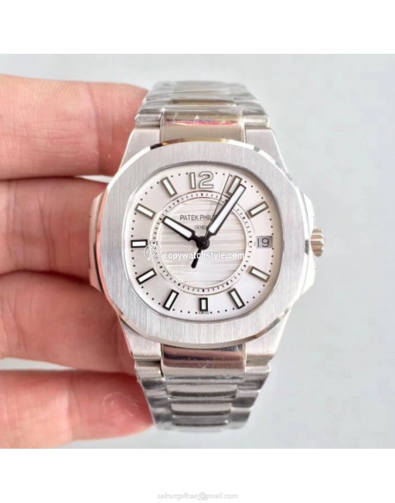Patek Philippe Nautilus Ladies 7011/1G-001 JJ Stainless Steel Silver Patek Philippe Nautilus Ladies 7011/1G-001 JJ Stainless Steel Silver