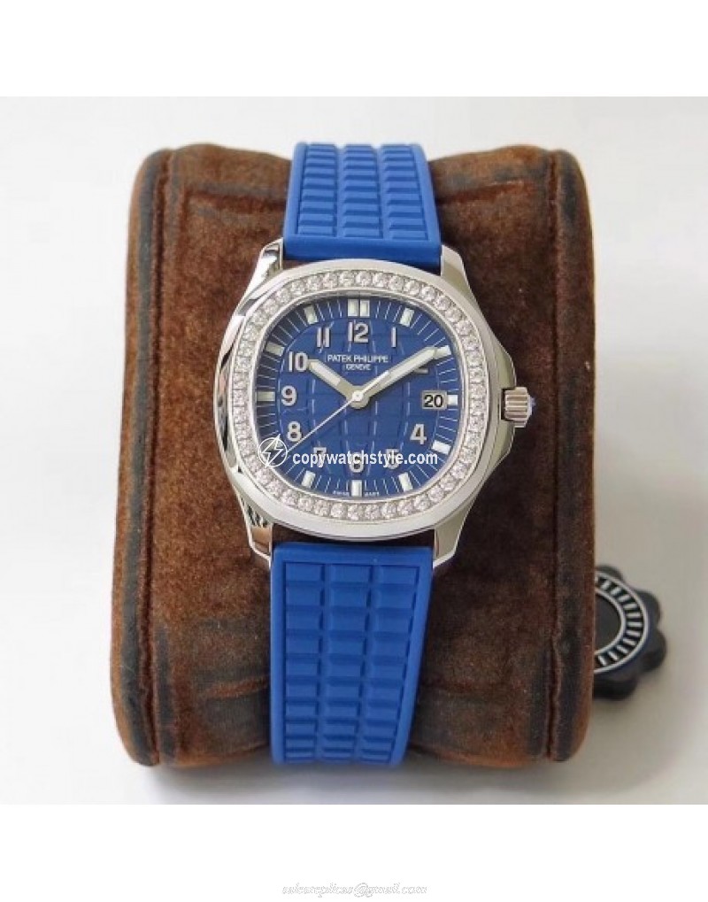 Patek Philippe Aquanaut Luce Ladies 5067A-025 PP Stainless Steel & Diamonds Blue Patek Philippe Aquanaut Luce Ladies 5067A-025 PP Stainless Steel & Diamonds Blue