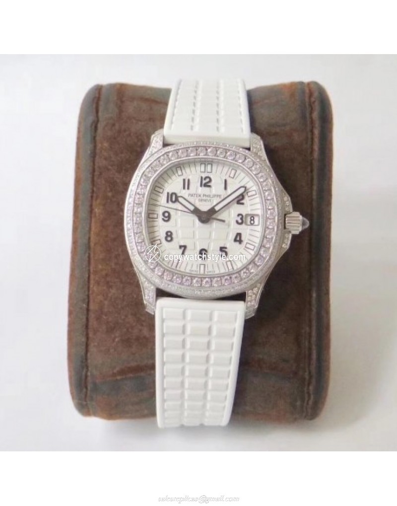 Patek Philippe Aquanaut Luce Ladies 5067 PP Stainless Steel & Diamonds White Patek Philippe Aquanaut Luce Ladies 5067 PP Stainless Steel & Diamonds White