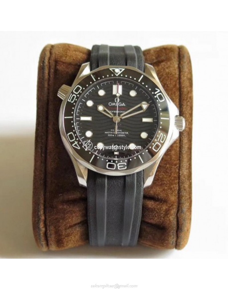 Omega Seamaster Diver 300M Baselworld 2018 UR Stainless Steel Black Omega Seamaster Diver 300M Baselworld 2018 UR Stainless Steel Black