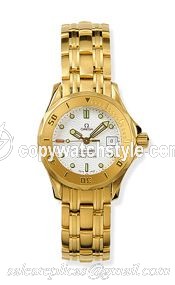 Omega Seamaster Diver 300M Quartz 28 Yellow Gold / White / Bracelet 2182.20.00 Omega Seamaster Diver 300M Quartz 28 Yellow Gold / White / Bracelet 2182.20.00
