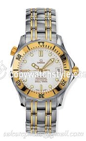 Omega Seamaster Diver 300M Automatic 36.25 Stainless Steel / Yellow Gold / White / Bracelet 2352.20.00