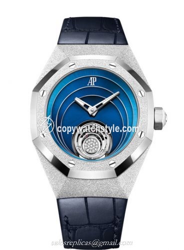 Audemars Piguet Audemars Piguet Royal Oak Concept Frosted Gold Flying Tourbillon White Gold / Blue 26630BC.GG.D326CR.01