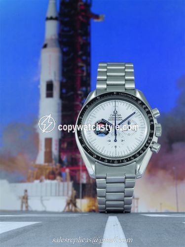 Omega Speedmaster Professional Moonwatch Apollo XIII 25th White 3595.52.00 W Omega Speedmaster Professional Moonwatch Apollo XIII 25th White 3595.52.00 W
