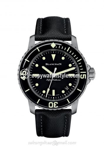 Blancpain Fifty Fathoms Nageurs de Combat Stainless Steel / Black / Black Canvas 5015E-1130-B52A Blancpain Fifty Fathoms Nageurs de Combat Stainless Steel / Black / Black Canvas 5015E-1130-B52A