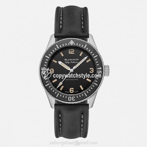 Blancpain Fifty Fathoms Bathyscaphe Stainless Steel / Hodinkee / Black Canvas 5100-1130-B52A Blancpain Fifty Fathoms Bathyscaphe Stainless Steel / Hodinkee / Black Canvas 5100-1130-B52A