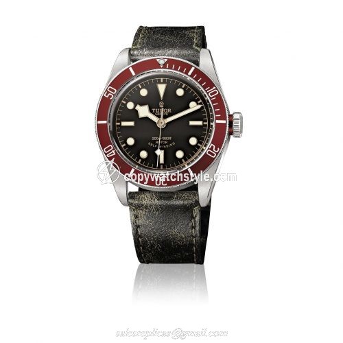 Tudor Heritage Black Bay Red / Strap 79220R-0002 Tudor Heritage Black Bay Red / Strap 79220R-0002