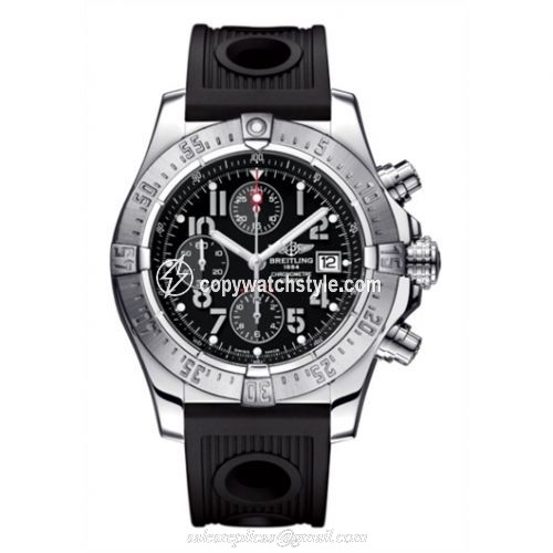 Breitling Avenger A1338012.B975.200S