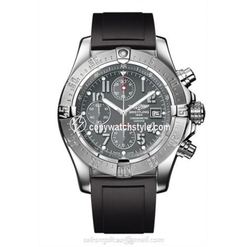 Breitling Avenger Grey / Rubber A1338012.F547.134S