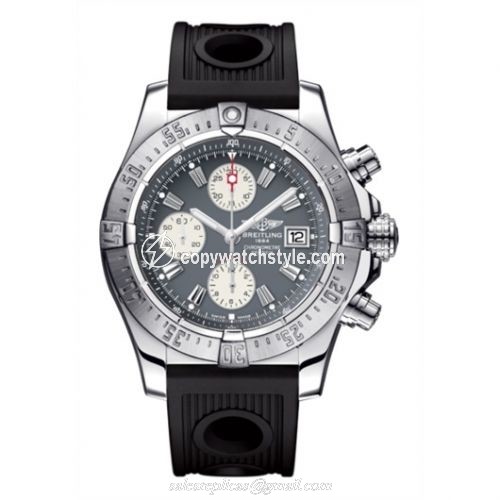 Breitling Avenger A1338012.F548.200S Breitling Avenger A1338012.F548.200S