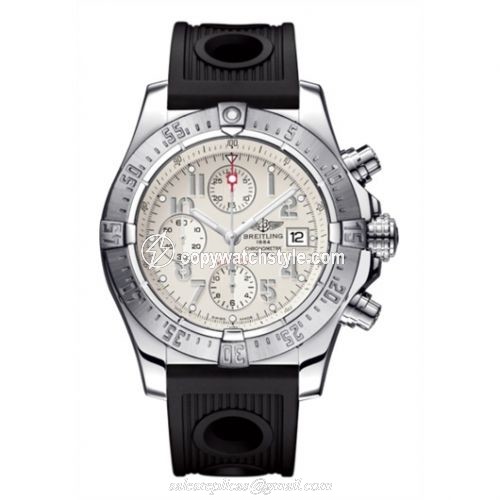 Breitling Avenger A1338012.G692.200S Breitling Avenger A1338012.G692.200S