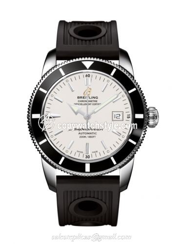 Breitling Superocean Heritage 42 Stainless Steel / Black / Stratus Silver / Rubber A1732124.G717.200S Breitling Superocean Heritage 42 Stainless Steel / Black / Stratus Silver / Rubber A1732124.G717.200S