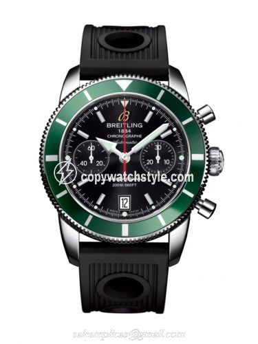 Breitling Superocean Heritage 44 Chronograph Stainless Steel / Green / Black / Rubber A2337036.BB81.200S Breitling Superocean Heritage 44 Chronograph Stainless Steel / Green / Black / Rubber A2337036.BB81.200S