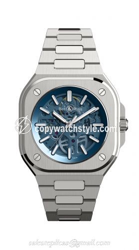 Bell & Ross BR 05 Stainless Steel / Skeleton Blue / Bracelet BR05A-BLU-SKST/SST Bell & Ross BR 05 Stainless Steel / Skeleton Blue / Bracelet BR05A-BLU-SKST/SST