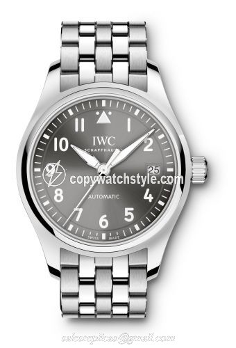 IWC Pilot's Watch 36 Grey / Bracelet IW3240-02 IWC Pilot's Watch 36 Grey / Bracelet IW3240-02