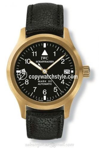 IWC Pilot's Watch Mark XII Yellow Gold / Black / Strap IW3241-03 IWC Pilot's Watch Mark XII Yellow Gold / Black / Strap IW3241-03