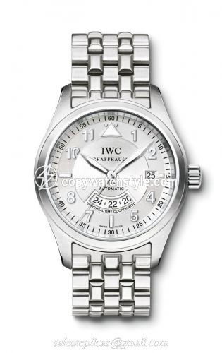 IWC Pilot's Watch Spitfire UTC Stainless Steel / Silver / Bracelet IW3251-12 IWC Pilot's Watch Spitfire UTC Stainless Steel / Silver / Bracelet IW3251-12