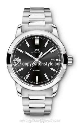 IWC Ingenieur Automatic Stainless Steel / Black IW3570-02 IWC Ingenieur Automatic Stainless Steel / Black IW3570-02